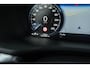 Volvo V60 2.0 T5 Inscription | Trekhaak | Adaptive cruise control | Lederen bekleding | Actieve LED koplampen | Stoelverwarming | Achteruitrijcamera | 19" velgen | Parkeersensoren voor + achter | Navigatie | Apple Carplay / Android Auto |