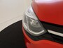 Renault Clio Estate 1.2 TCe120 Limited | Navigatie | Parkeersensoren | 4 Cilinder motor