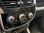 Renault Clio Estate 0.9 TCe Night&Day | NAP | Trekhaak | All-Seaons | Navigatie | Airco | Parkeersensoren | Cruise Control | Lichtmetaal | BT-Telefoonfunctie |