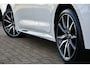 Toyota Corolla Touring Sports Hybrid 200 GR Sport Plus Automaat 197pk | Dodehoekdetectie | Lederen interieur | Sportstoelen | HUD | NL-auto |