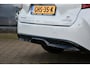 Toyota Corolla Touring Sports Hybrid 200 GR Sport Plus Automaat 197pk | Dodehoekdetectie | Lederen interieur | Sportstoelen | HUD | NL-auto |