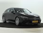 Mercedes-Benz CLA Shooting Brake 200 AMG Sportpakket | Keyless Go | Sfeerverlichting | Stoelverwarming | Apple CarPlay | Stoelverwarming | Inclusief 24 maanden Mercedes-Benz Certified garantie voor Europa.