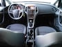 Opel Astra Sports Tourer 1.4 Turbo Business + | Unieke km.stand | Navigatie | Airco | Cruise control | Extra getint glas | Cruise control | Led dagrijverlichting | Lichtmetalen velgen | Parkeersensoren achter