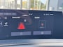 Peugeot 3008 GT 1.2 Hybrid 136PK e-DCS6 Automaat Navigatie, Achteruitrijcamera, Keyless, Stoel & Stuurwielverwarming, Adaptieve Cruise Control