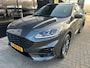 Ford Kuga 2.5 225PK PHEV ST-Line AUTOMAAT | TREKHAAK ELEKTRISCH| STOEL-, STUUR-, VOORRUIT- EN ACHTERBANK VERWARMD| NAVIGATIE| CAMERA| 4 SEIZOENENBANDEN|