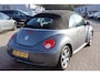 Volkswagen Beetle New Cabriolet 1.6 Highline Airco, Trekhaak, Stoelverwarming, Cruise control