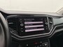 Volkswagen T-Roc 1.5 TSI Sport | Trekhaak | Adaptive cruise | Camera | Stoel-/Stuurverw. | CarPlay