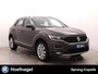 Volkswagen T-Roc 1.5 TSI Sport | Trekhaak | Adaptive cruise | Camera | Stoel-/Stuurverw. | CarPlay