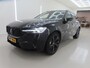 Volvo XC60 T8 Plug-in hybrid AWD Ultra Black Edition | Trekhaak | Luchtvering | Bowers & Wilkins | 360 Camera | Sportstoelen | Panoramadak| Head-up Display | Adaptieve Cruise control | Stoel en stuurwiel verwarming |