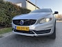 Volvo V60 Cross Country 2.0 D4 Polar+ / AUTOMAAT / LEER / MEMORY / SCHUIFDAK / NAVI