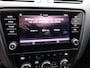 Skoda Octavia Combi 1.0 TSI Greentech Ambition Business Automatische airco, navigatie, parkeersensoren, cruise controle, licht metalen velgen, stoel verwarming, enz.