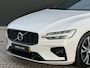Volvo S60 2.0 B3 R-Design | Stoel en stuurwiel verwarming | Sportstoelen | Adaptieve Cruise control | BLIS | Trekhaak semi elektrisch | Apple carplay/Android auto |