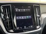 Volvo S60 2.0 B3 R-Design | Stoel en stuurwiel verwarming | Sportstoelen | Adaptieve Cruise control | BLIS | Trekhaak semi elektrisch | Apple carplay/Android auto |