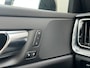 Volvo S60 2.0 B3 R-Design | Stoel en stuurwiel verwarming | Sportstoelen | Adaptieve Cruise control | BLIS | Trekhaak semi elektrisch | Apple carplay/Android auto |