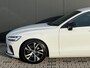 Volvo S60 2.0 B3 R-Design | Stoel en stuurwiel verwarming | Sportstoelen | Adaptieve Cruise control | BLIS | Trekhaak semi elektrisch | Apple carplay/Android auto |