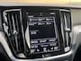 Volvo S60 2.0 B3 R-Design | Stoel en stuurwiel verwarming | Sportstoelen | Adaptieve Cruise control | BLIS | Trekhaak semi elektrisch | Apple carplay/Android auto |