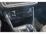Volkswagen Tiguan 2.0 TDI Life navi clima camera trekhaak 17 inch 150 pk !!