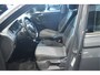 Volkswagen Tiguan 2.0 TDI Life navi clima camera trekhaak 17 inch 150 pk !!