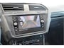 Volkswagen Tiguan 2.0 TDI Life navi clima camera trekhaak 17 inch 150 pk !!