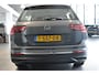 Volkswagen Tiguan 2.0 TDI Life navi clima camera trekhaak 17 inch 150 pk !!