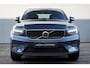 Volvo XC40 2.0 B3 163pk Core Business Edition | 18 inch Glossy Black velgen | 360 graden camera | Power Seats | Stoel- + stuurverwarming | Achterbankverwarming | Harman Kardon
