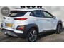 Hyundai Kona 1.6 T-GDI 177PK Premium 4WD Automaat | Trekhaak | Schuif-Kanteldak | All-Season | HUD | Camera