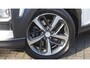 Hyundai Kona 1.6 T-GDI 177PK Premium 4WD Automaat | Trekhaak | Schuif-Kanteldak | All-Season | HUD | Camera