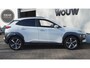 Hyundai Kona 1.6 T-GDI 177PK Premium 4WD Automaat | Trekhaak | Schuif-Kanteldak | All-Season | HUD | Camera