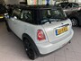 MINI Cooper Mini 1.6 10yII BJ 2011 !!!