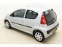 Peugeot 107 1.0-12V XS 68 PK | Handgeschakeld | 5-Deurs | Airco | Elektrische ramen |Toerenteller | Radio/CD speler | USB | AUX |