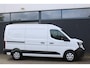 Renault Master E-Tech T35 L2H2 Extra long range 87 kWh Houten laadvloer en zijwandbekleding in laadruimte | Trekhaak | MC 8834