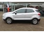 Ford EcoSport 1.0 EcoBoost Titanium , 125pk Hoge zit , slechts 39899km Climate control , Trekhaak , Navigatie , Bluetooth Parkeersensoren achter , Cruise control