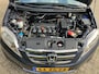 Honda FR-V 1.8i Comfort / 6 PERSOONS / NETTE STAAT / TREKHAAK / ALU VELGEN / APK AUGUSTUS 2026