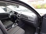 Volkswagen T-Roc 1.5 TSI Style Business Navigatie, carplay, trekhaak, licht metalen velgen, parkeersensoren voor en achter, stoel verwarming, automaat, enz.