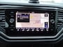 Volkswagen T-Roc 1.5 TSI Style Business Navigatie, carplay, trekhaak, licht metalen velgen, parkeersensoren voor en achter, stoel verwarming, automaat, enz.