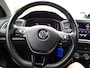 Volkswagen T-Roc 1.5 TSI Style Business Navigatie, carplay, trekhaak, licht metalen velgen, parkeersensoren voor en achter, stoel verwarming, automaat, enz.