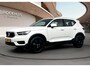 Volvo XC40 1.5 T2 Momentum | Trekhaak | Navigatie | Android Auto - Apple Carplay | 19inch LM | PDC achter |