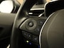 Toyota Corolla 1.8 Hybrid Style - AFNEEMBARE TREKHAAK (TREKGEWICHT 750 KG GEREMD) - ADAPTIEVE CRUISE CONTROL - CLIMATE CONTROL - BLUETOOTH TELEFOONVOORBEREIDING - PARKEERASSISTENT- KEYLESS START/ENTRY - NAVIGATIE FULL MAP - PARKEERSENSOREN VOOR + ACHTER - STOELVERWARMING VOORZIJDE