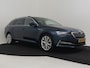 Skoda Superb Combi 1.4 TSI iv Business edition 218pk | Trekhaak | Lederen bekleding | Adaptief cruise control | Navigatie | Canton audio | Camera achter | 18"LMV