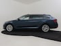 Skoda Superb Combi 1.4 TSI iv Business edition 218pk | Trekhaak | Lederen bekleding | Adaptief cruise control | Navigatie | Canton audio | Camera achter | 18"LMV