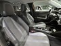 Peugeot e-2008 EV Allure 50 kWh SOH 90% I 3-FASE I 17'' LMV I DIGI DASHB. I ORG.NL + NAP