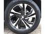 Peugeot 2008 Benzine 130 Pk * Automaat * Luxe Allure * Navigatie * Trekhaak * Achteruitrij Camera * Cruise & Climate Control * DAB Radio * L.M. Velgen * Vingerhoets; Vierde Generatie Eersteklas Service. Al meer dan 100 jaar een begrip in de Brabantse Kempen.