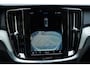 Volvo V60 2.0 T6 Plug-in hybrid AWD Plus Dark | Trekhaak | Stoelventilatie | Lightning | Parkeercamera | Pilot Assist