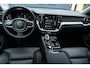 Volvo V60 2.0 T6 Plug-in hybrid AWD Plus Dark | Trekhaak | Stoelventilatie | Lightning | Parkeercamera | Pilot Assist