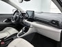 Toyota Yaris 1.5 Hybrid Executive | Premium uitgevoerd | Bi Color leder |