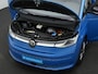 Volkswagen Multivan 1.4 eHybrid 218 pk DSG L2H1 Life | Panoramadak | Trekhaak | IQ Light | Achteruitrijcamera | Navigatie | Stoelverwarming
