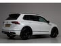 Volkswagen Tiguan 1.5 TSI R-Line Black Style | panoramadak | camera | adap. cruise | dodehoek detectie | NL auto | 1e eig.