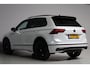 Volkswagen Tiguan 1.5 TSI R-Line Black Style | panoramadak | camera | adap. cruise | dodehoek detectie | NL auto | 1e eig.