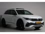 Volkswagen Tiguan 1.5 TSI R-Line Black Style | panoramadak | camera | adap. cruise | dodehoek detectie | NL auto | 1e eig.