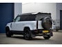 Land Rover Defender 3.0 D250 110 / Grijs Kenteken / NL Auto / 1e Eig. / Trekhaak / Cold Clima. Pack